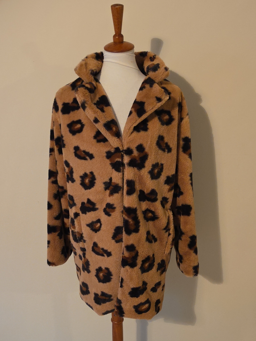 Janice Apparel Leopard Print Faux Fur Coat Brand New
